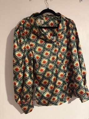 Retro Floral Green Button-Up Shirt